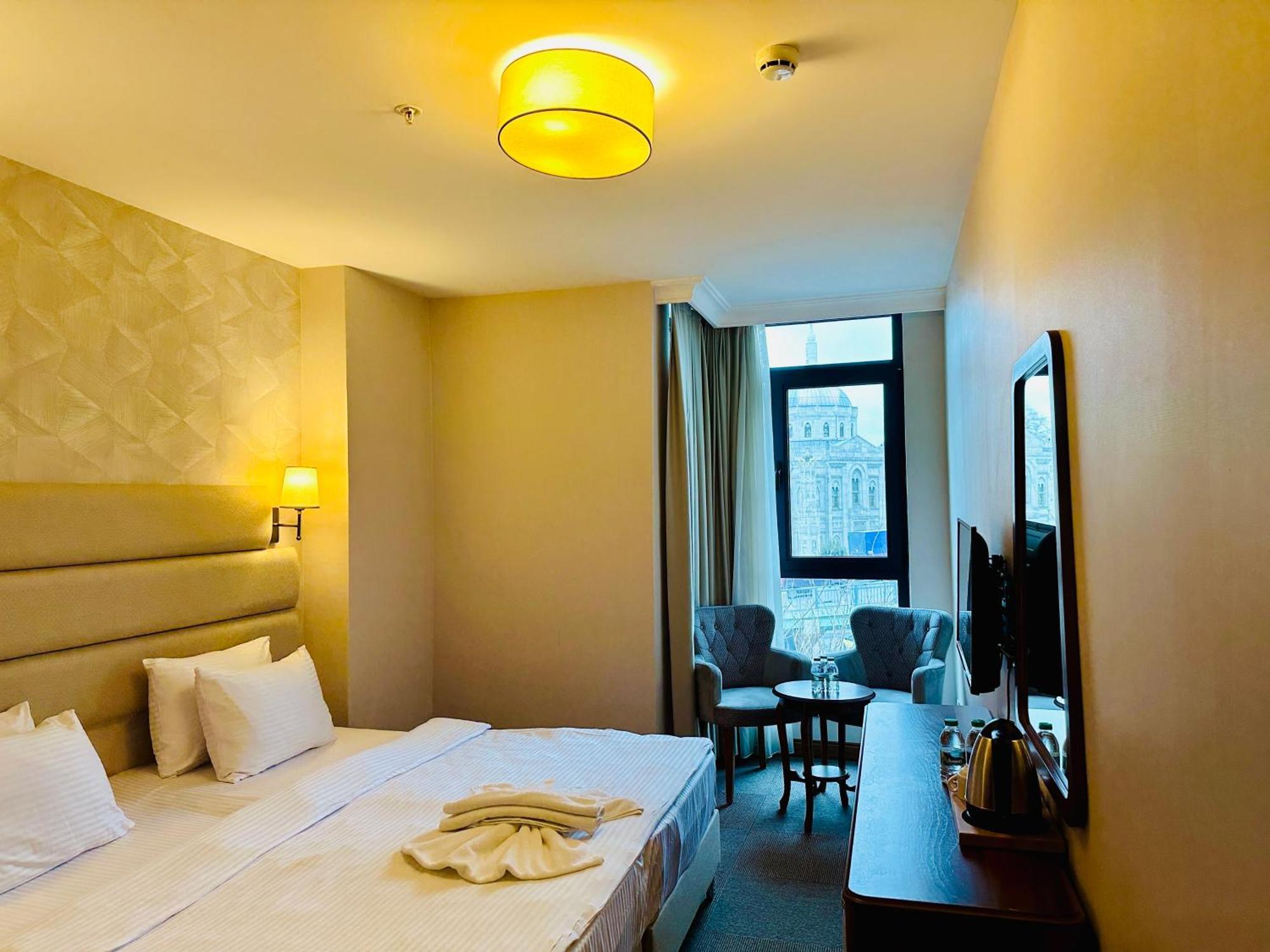 Istanbul Midpoint Hotel エクステリア 写真