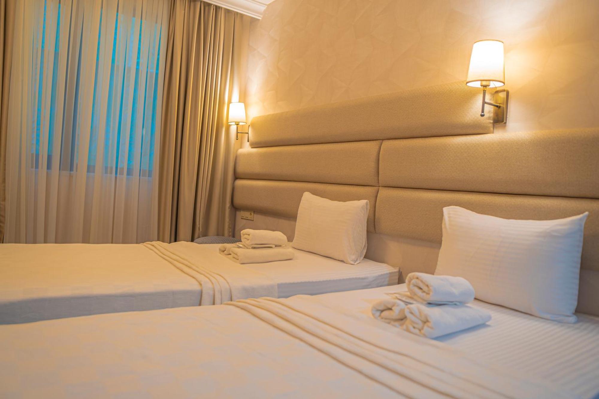 Istanbul Midpoint Hotel エクステリア 写真