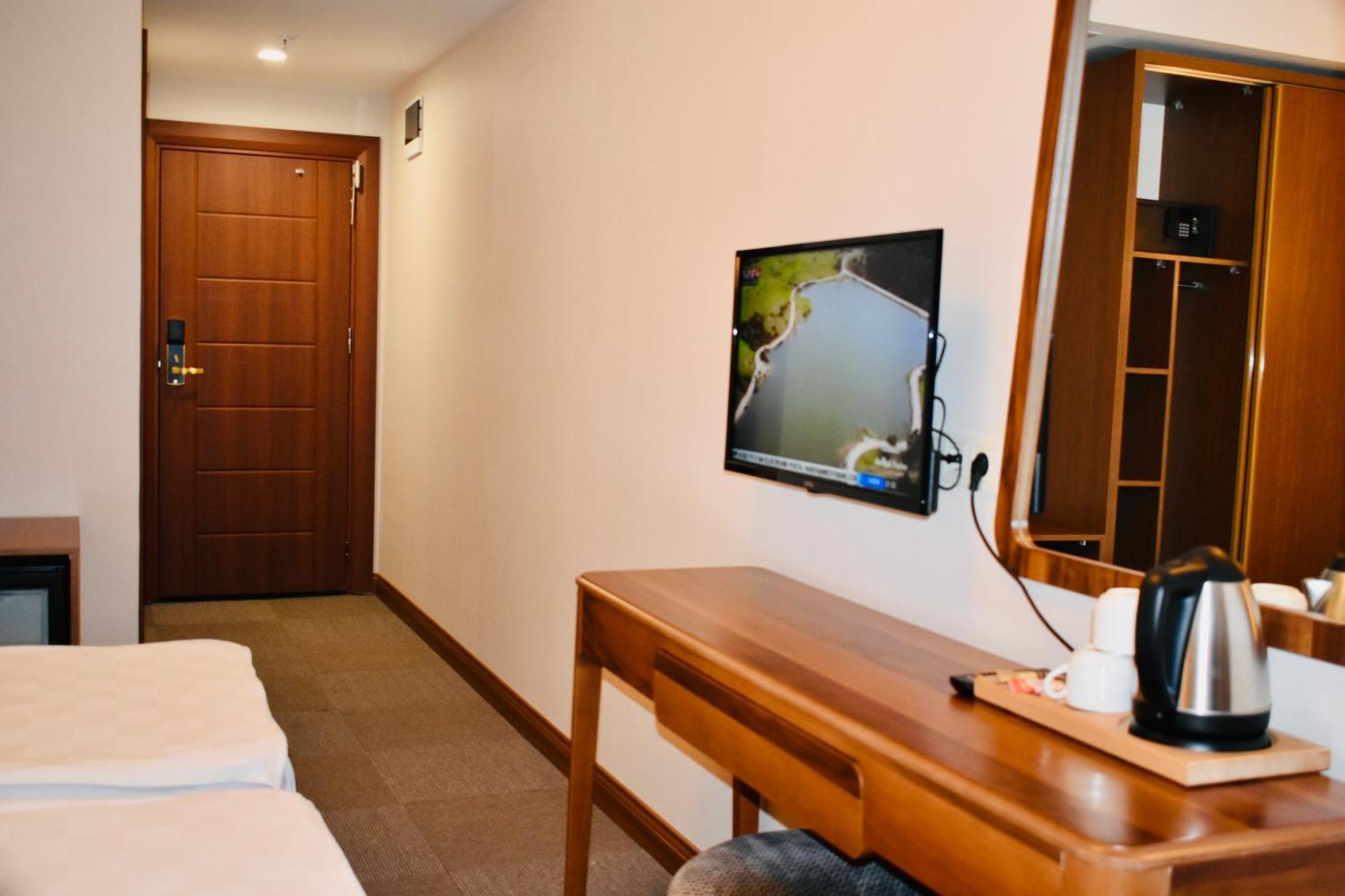 Istanbul Midpoint Hotel エクステリア 写真