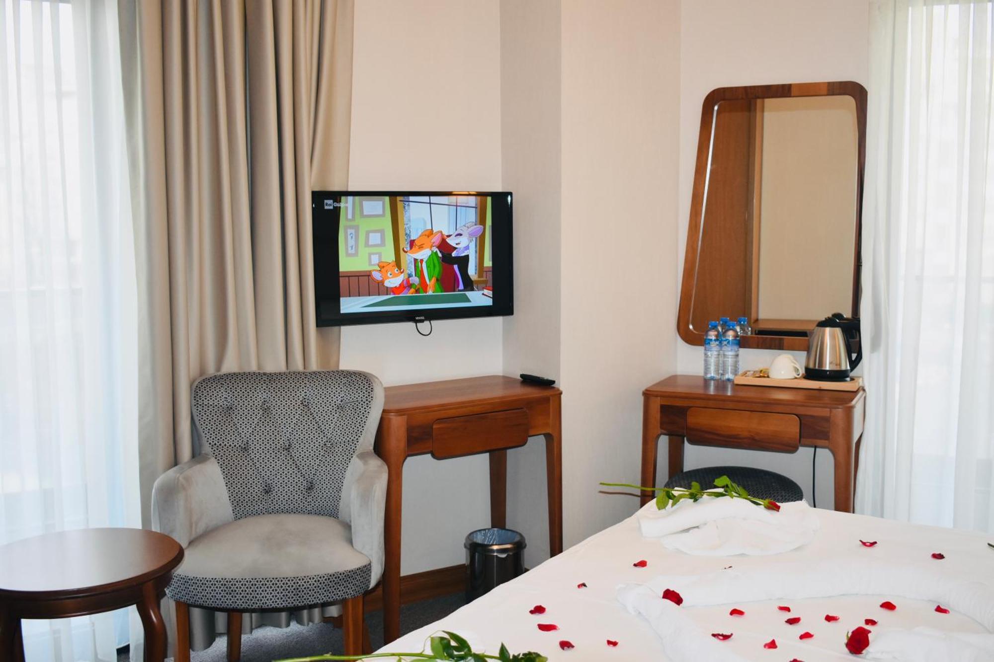 Istanbul Midpoint Hotel エクステリア 写真