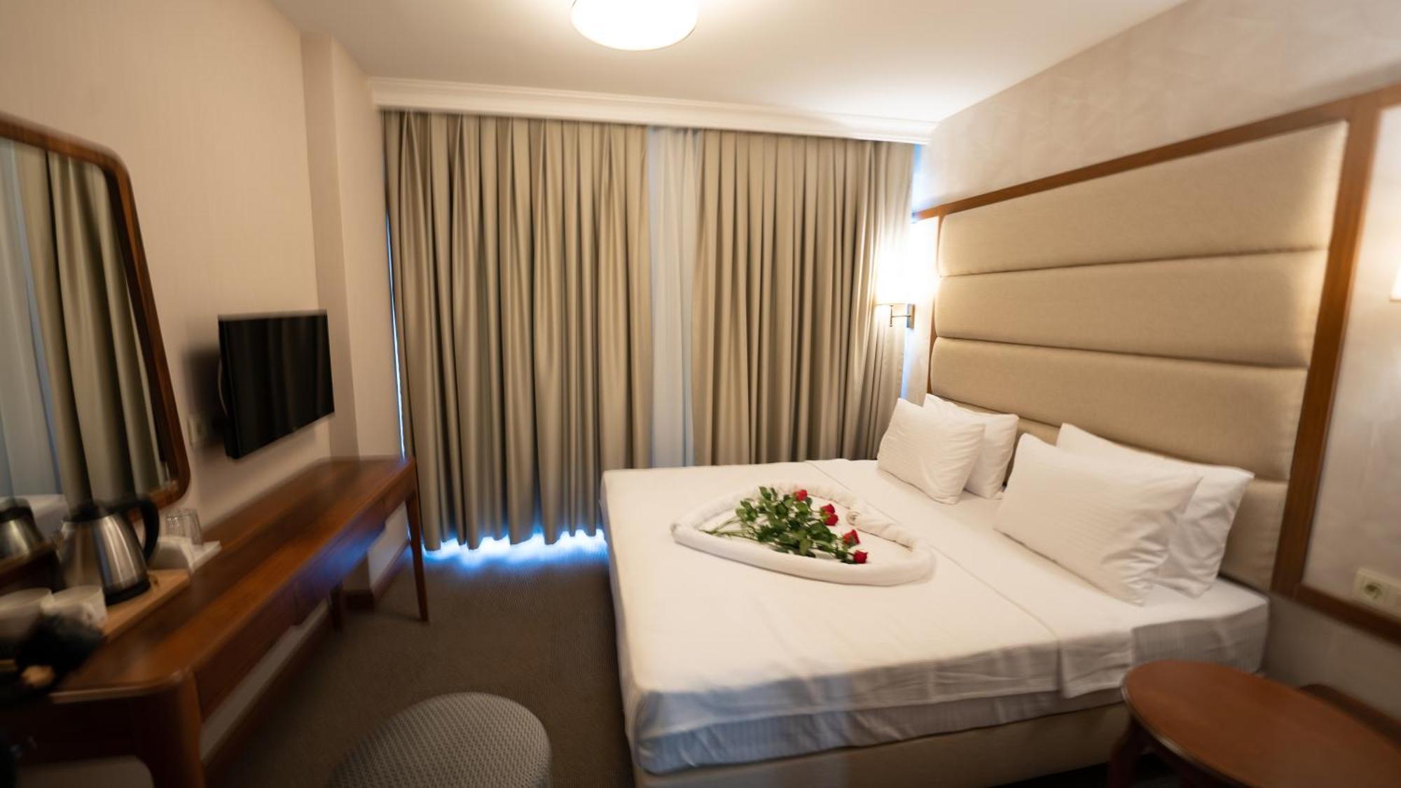 Istanbul Midpoint Hotel エクステリア 写真