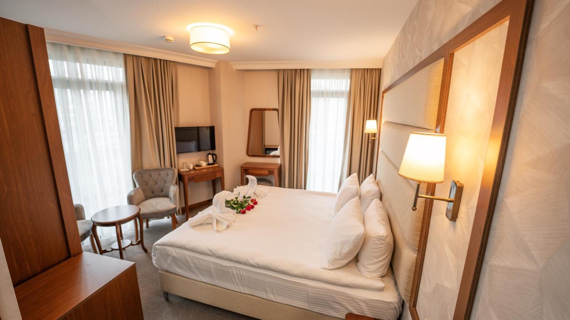 Istanbul Midpoint Hotel エクステリア 写真