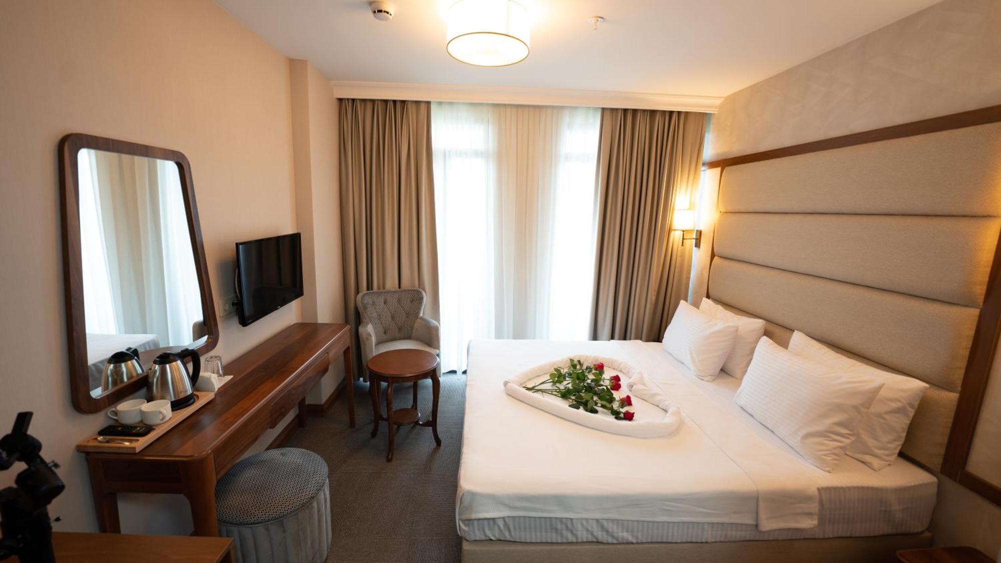 Istanbul Midpoint Hotel エクステリア 写真