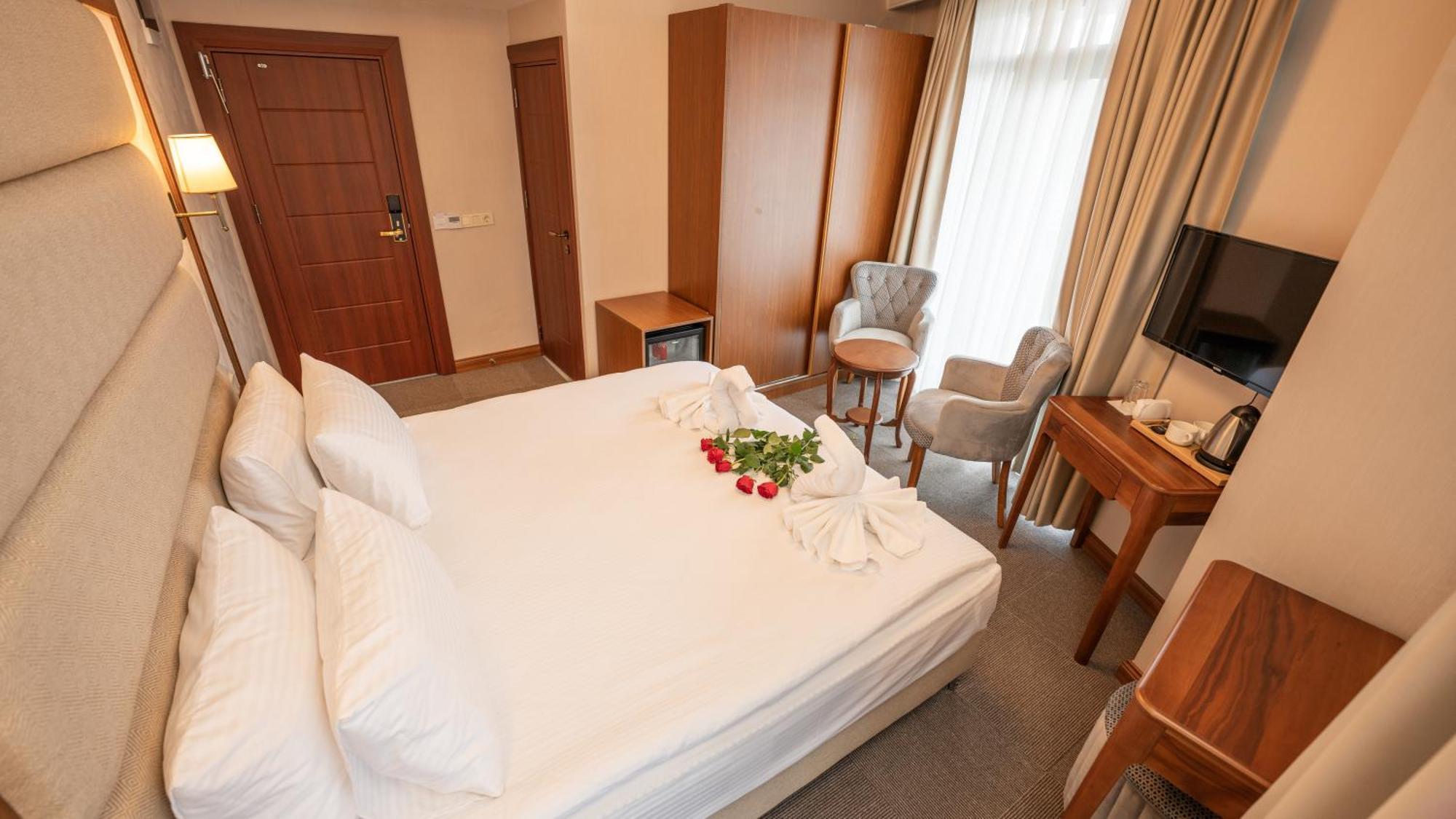 Istanbul Midpoint Hotel エクステリア 写真